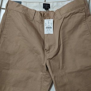 7 Inch Khaki Shorts